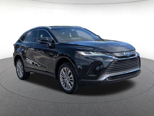 Used 2023 Toyota Venza XLE AWD/4WD image 7