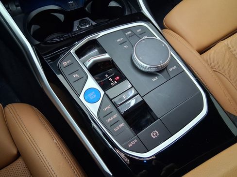 Certified 2023 BMW i4 eDrive40 w/ Premium Package RWD image 17