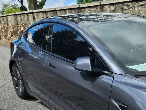 Used 2023 Tesla Model 3 Standard Range RWD image 19