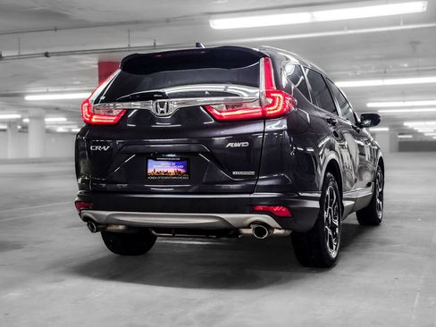 Used 2017 Honda CR-V Touring image 6