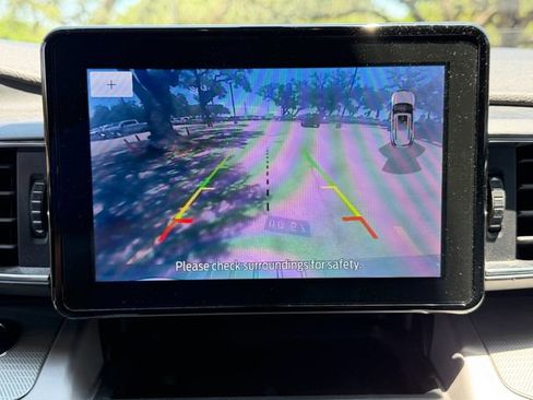 Used 2023 Ford Explorer XLT w/ Equipment Group 202A RWD image 14
