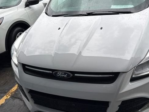 Used 2016 Ford Escape SE w/ SE Leather Comfort Package AWD/4WD image 6