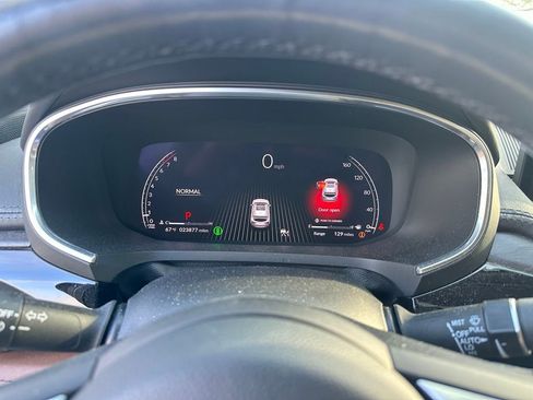 Used 2023 Acura MDX SH-AWD w/ Advance Package image 13