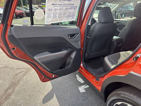 New 2025 Subaru Crosstrek 2.5i Limited w/ Popular Package #3A image 30