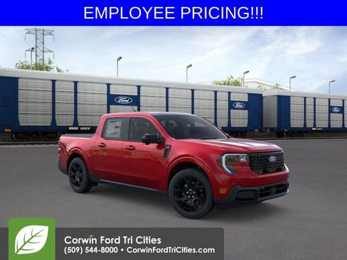 New 2026 Ford Maverick Lariat w/ Black Appearance Package AWD/4WD image 1