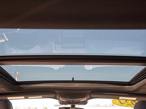 Used 2024 Ford Expedition Platinum image 14