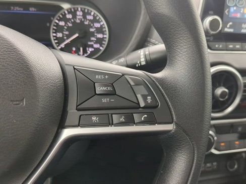 Used 2025 Nissan Sentra SV image 22