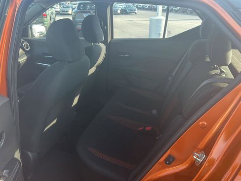 Used 2020 Nissan Kicks SR image 16