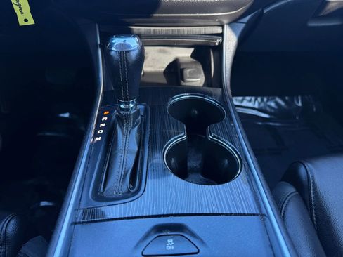 Used 2016 Chevrolet Impala LT image 23