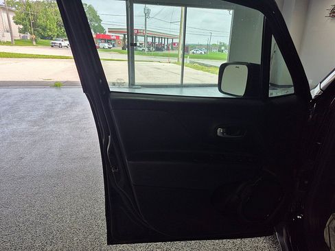 Used 2019 Jeep Renegade Altitude w/ Quick Order Package 2XM FWD image 5