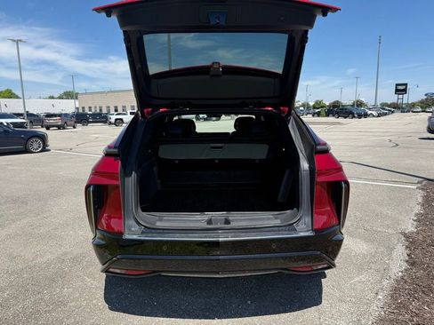Certified 2025 Cadillac Lyriq Luxury w/ LPO, Floor Liner Package AWD/4WD image 13
