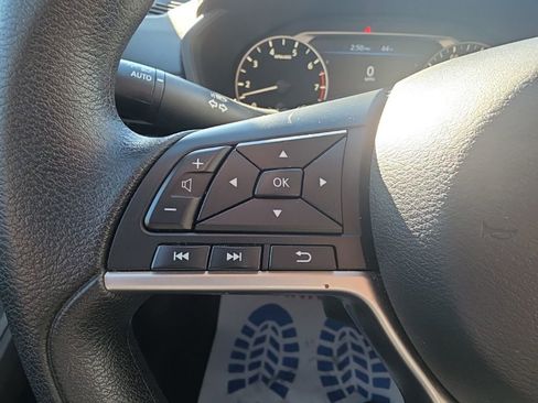 Used 2024 Nissan Altima 2.5 SV image 24