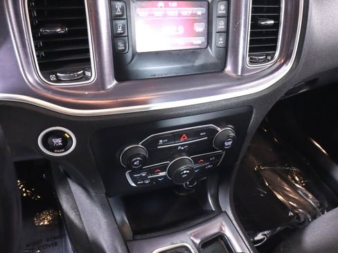 Used 2016 Dodge Charger SE w/ Popular Equipment Group RWD image 15