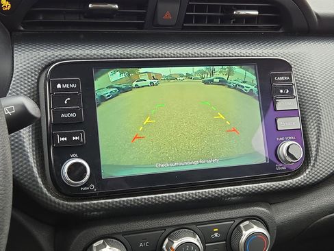 Used 2024 Nissan Kicks SV image 18