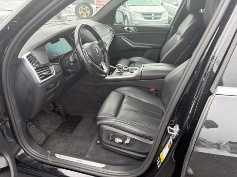 Used 2022 BMW X5 xDrive40i w/ Executive Package AWD/4WD image 10