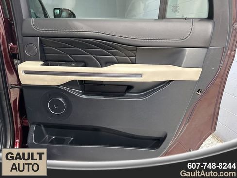 Used 2020 Ford Expedition Max Platinum image 21