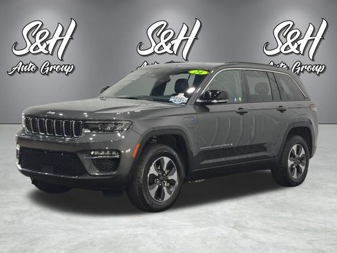 Used 2024 Jeep Grand Cherokee Limited 4xe AWD/4WD image 17