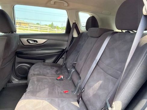 Used 2015 Nissan Rogue SV AWD/4WD image 20