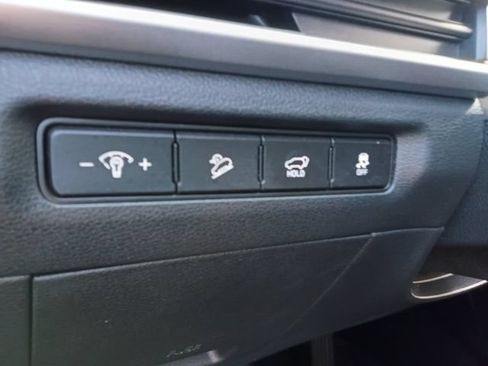 Used 2025 Kia Telluride S AWD/4WD image 10