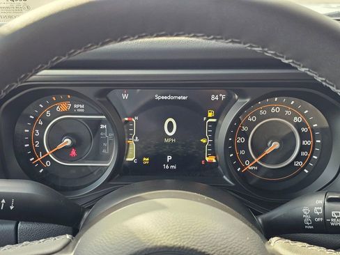 New 2025 Jeep Wrangler Unlimited Rubicon image 18