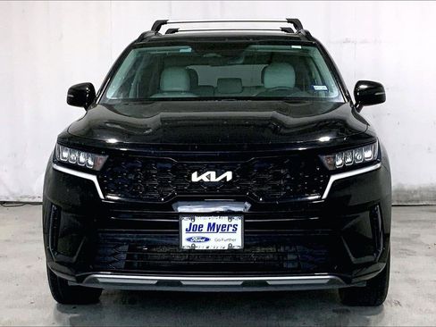 Used 2023 Kia Sorento S w/ Panoramic Sunroof Package FWD image 3