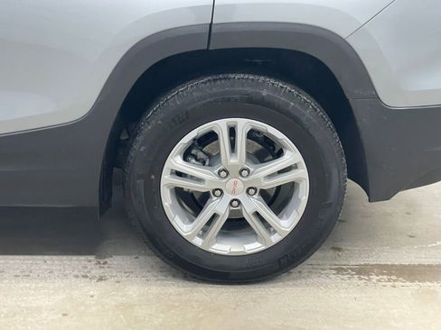 Certified 2023 GMC Terrain SLE w/ Driver Convenience Package image 27