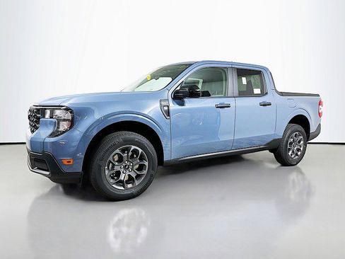 New 2025 Ford Maverick XLT w/ XLT Luxury Package image 3