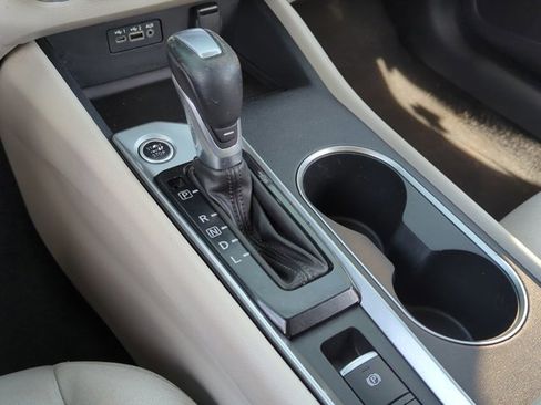 Used 2019 Nissan Altima 2.5 SV FWD image 12