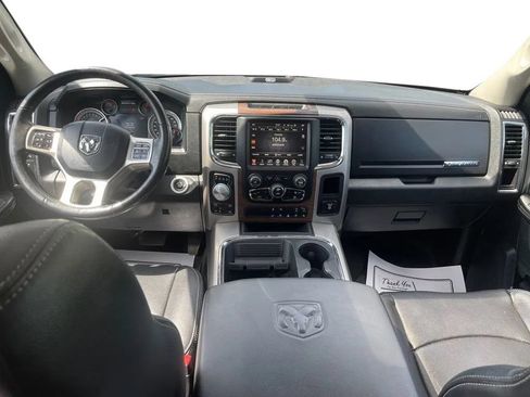Used 2017 RAM 1500 Laramie w/ Convenience Group AWD/4WD image 25
