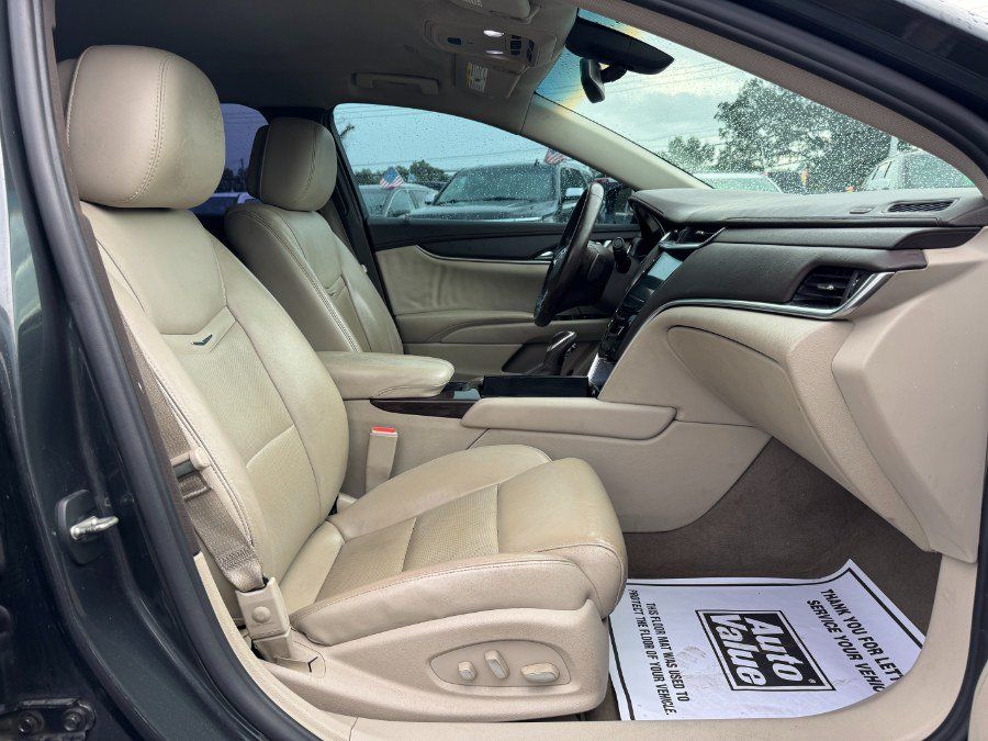 Used 2014 Cadillac XTS FWD image 18