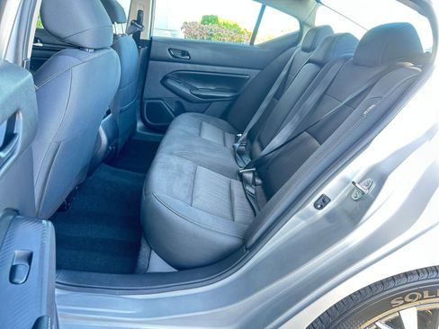 Used 2024 Nissan Altima 2.5 SV image 37