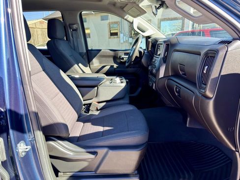 Used 2022 Chevrolet Silverado 1500 Custom image 13