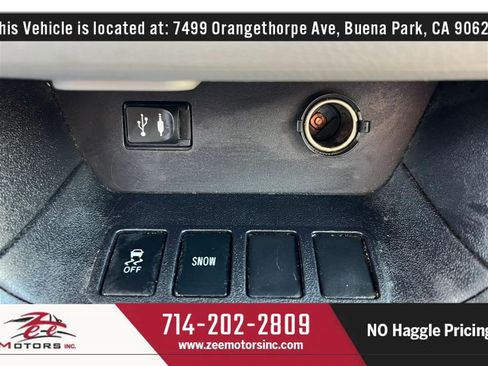 Used 2015 Toyota Highlander Plus FWD image 33