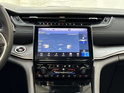 Used 2024 Jeep Grand Cherokee Limited 4xe image 24