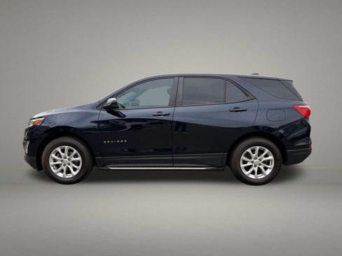 Used 2020 Chevrolet Equinox LS w/ LPO, Cargo Package AWD/4WD image 2