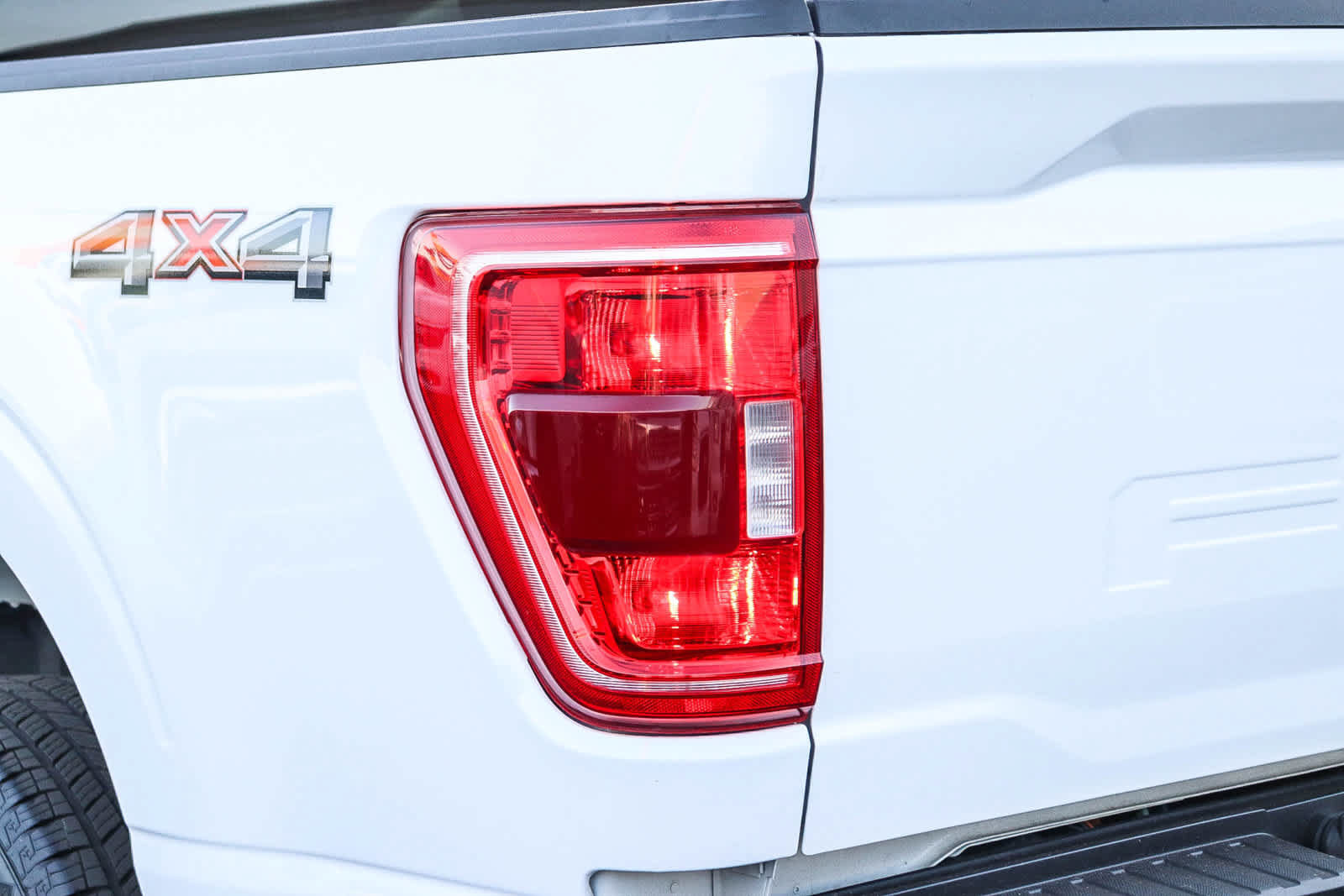 Used 2022 Ford F150 XLT w/ Trailer Tow Package AWD/4WD image 7