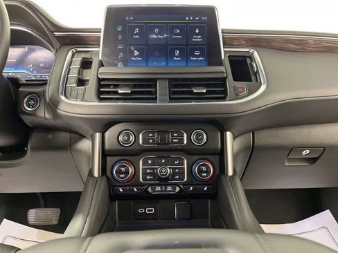Used 2024 Chevrolet Tahoe LT RWD image 25