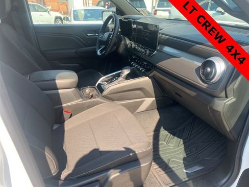 Used 2023 Chevrolet Colorado LT w/ LT Convenience Package image 12
