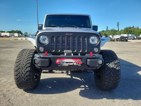 Used 2018 Jeep Wrangler Unlimited Rubicon AWD/4WD image 5