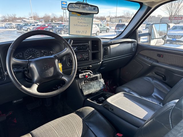 Used 2002 Chevrolet Avalanche 2500 AWD/4WD image 7