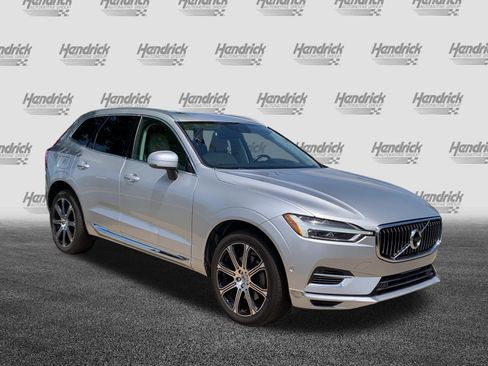 Used 2018 Volvo XC60 T8 Inscription w/ Vision Package AWD/4WD image 2