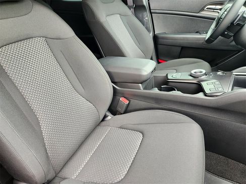 New 2026 Kia Sportage S image 10