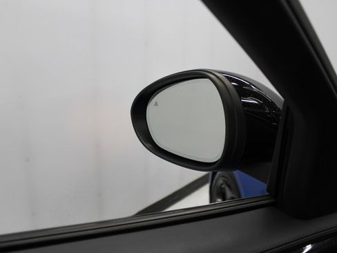 Used 2022 Alfa Romeo Giulia Quadrifoglio image 11