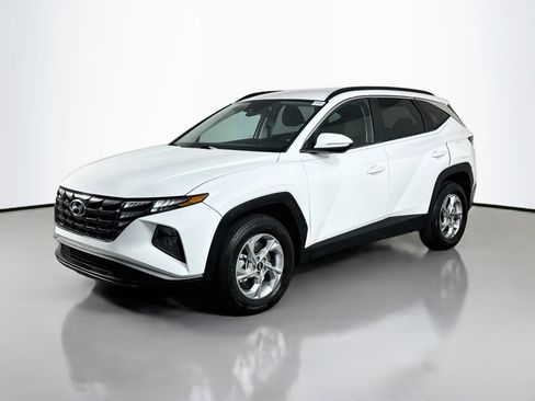 Used 2023 Hyundai Tucson SEL AWD/4WD image 4