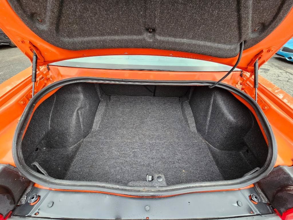 Used 2010 Dodge Challenger R/T RWD image 24