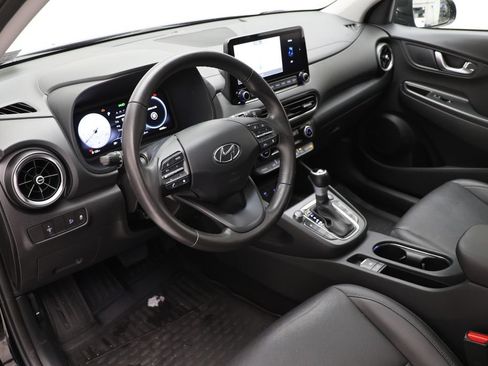 Used 2023 Hyundai Kona Limited AWD/4WD image 13