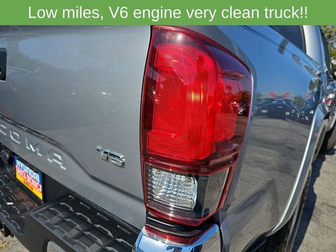 Used 2019 Toyota Tacoma SR5 RWD image 33