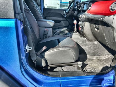 Used 2023 Jeep Wrangler Rubicon w/ Steel Bumper Group image 16