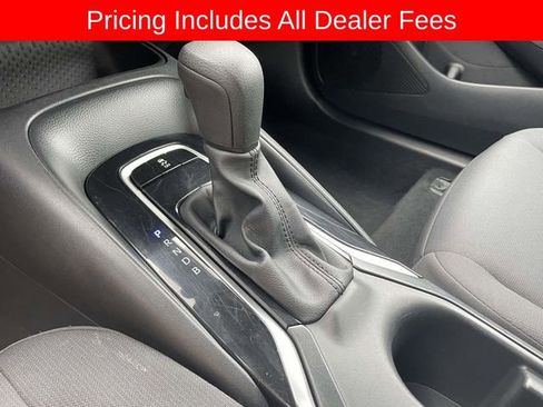 Used 2024 Toyota Corolla LE FWD image 32
