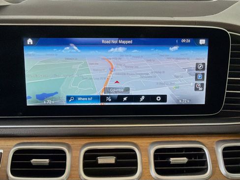 Used 2022 Mercedes-Benz GLS 450 4MATIC image 17